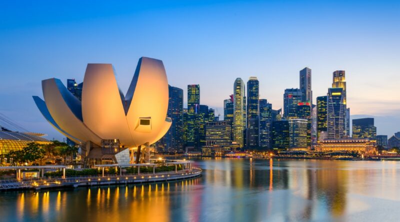 Der Stadt- und Inselstaat Singapur ist bekannt für restriktive Gesetze © AdobeStock/SeanPavonePhoto